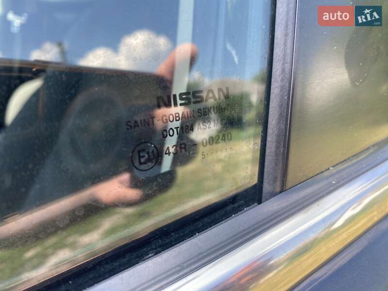 Внедорожник / Кроссовер Nissan Rogue 2015 в Киеве