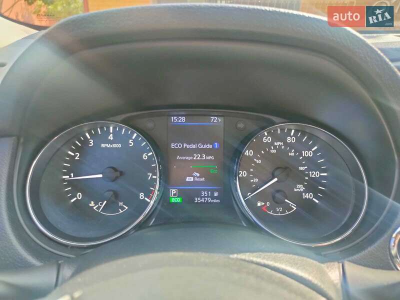 Позашляховик / Кросовер Nissan Rogue 2018 в Києві