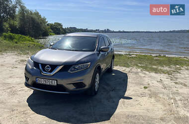 Внедорожник / Кроссовер Nissan Rogue 2015 в Тернополе