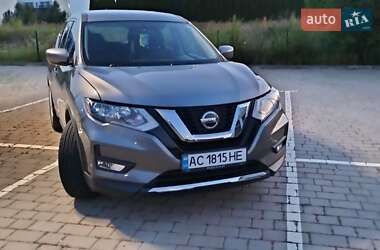 Позашляховик / Кросовер Nissan Rogue 2018 в Луцьку