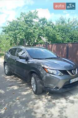 Внедорожник / Кроссовер Nissan Rogue 2017 в Луцке