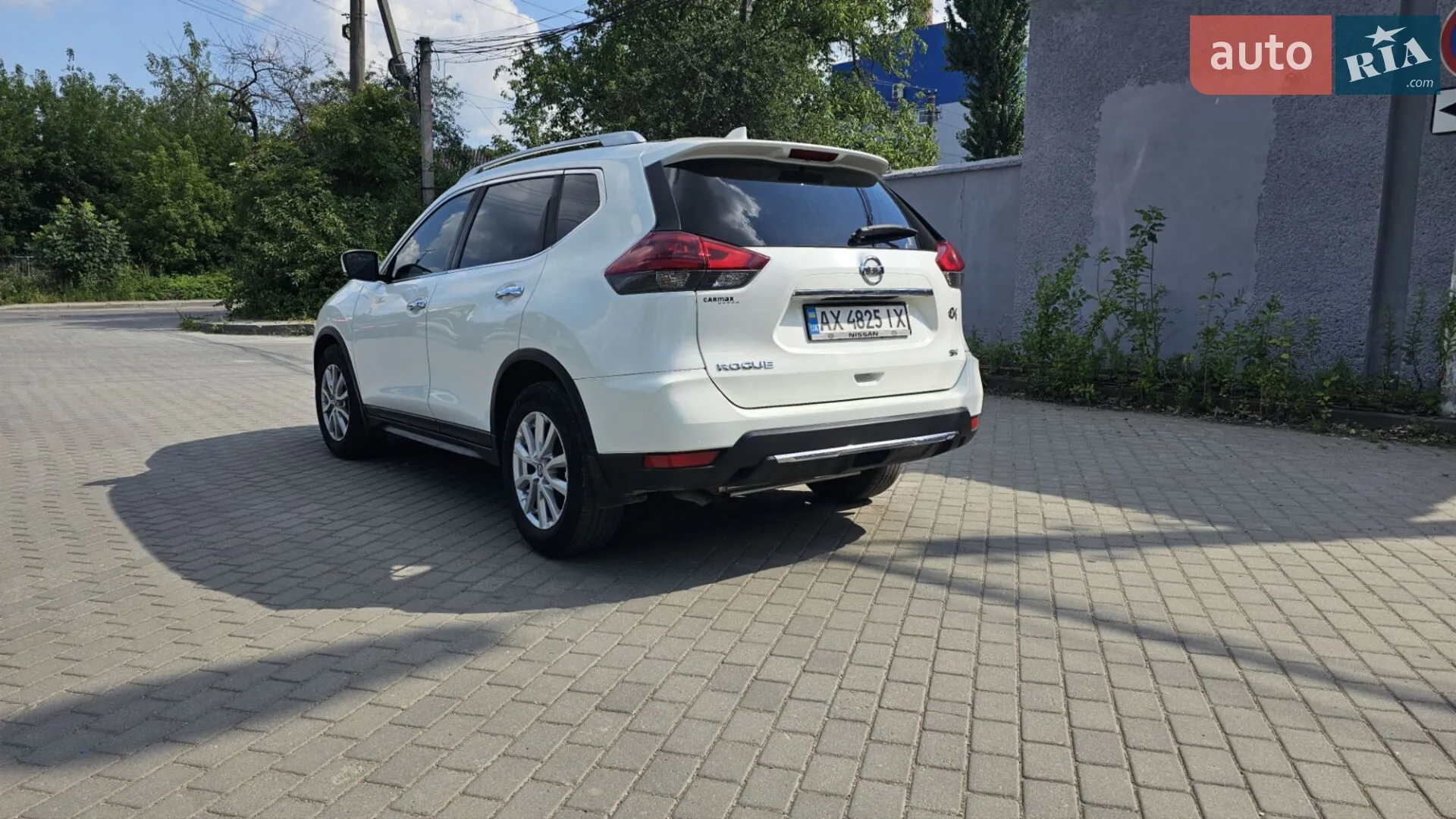 2017 Nissan Rogue - мініатюра 10