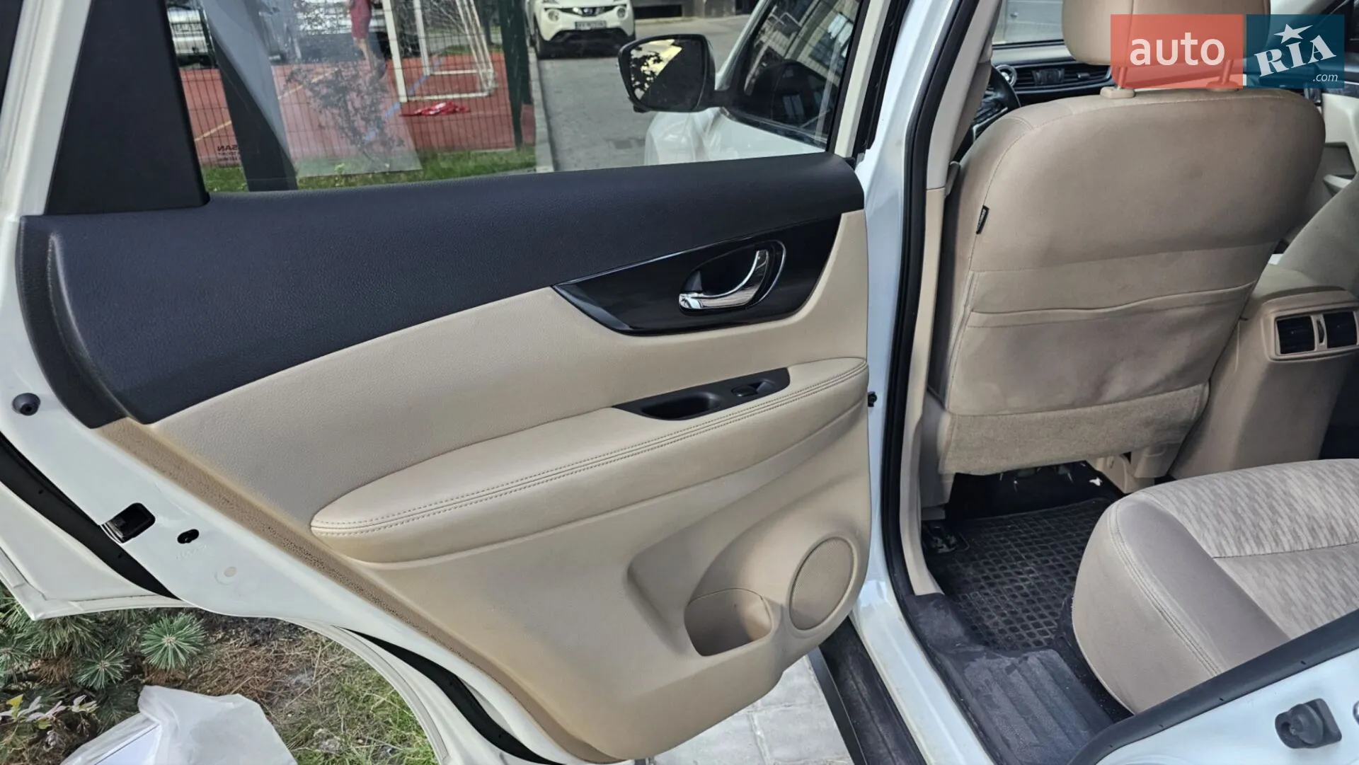 2017 Nissan Rogue - мініатюра 19