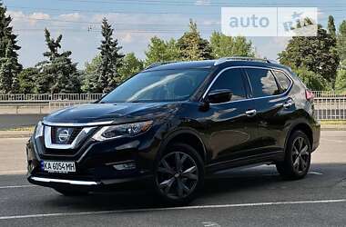 Внедорожник / Кроссовер Nissan Rogue 2017 в Днепре