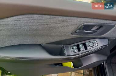 Внедорожник / Кроссовер Nissan Rogue 2021 в Киеве