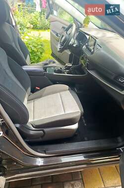 Внедорожник / Кроссовер Nissan Rogue 2021 в Киеве