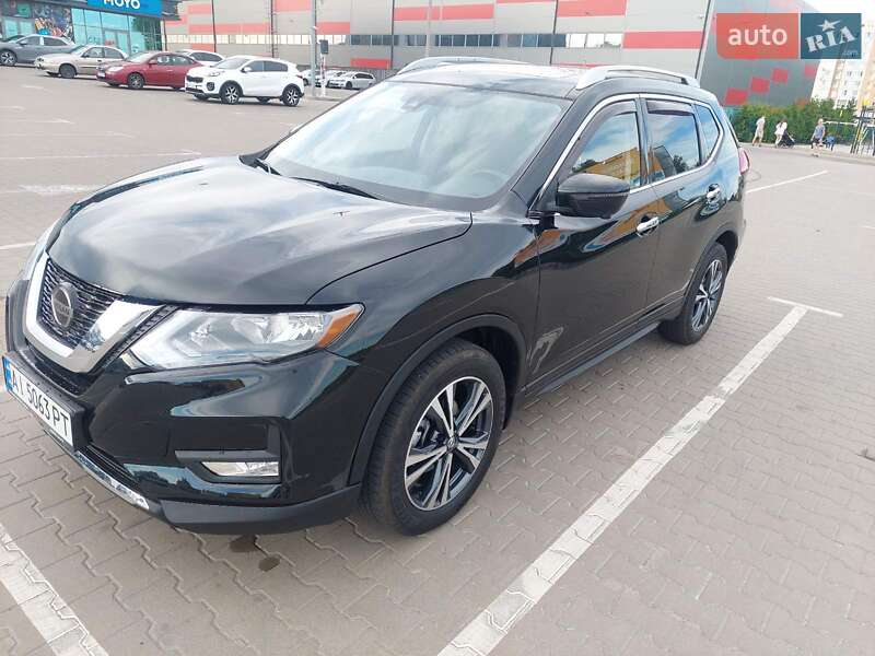 Nissan Rogue 2019