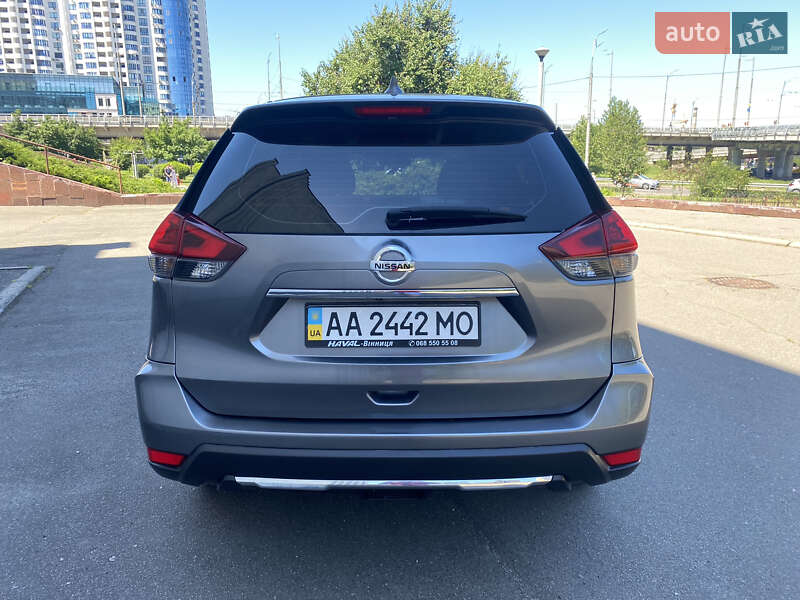 Внедорожник / Кроссовер Nissan Rogue 2018 в Киеве