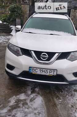 Внедорожник / Кроссовер Nissan Rogue 2016 в Пустомытах