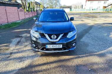 Позашляховик / Кросовер Nissan Rogue 2015 в Чернівцях