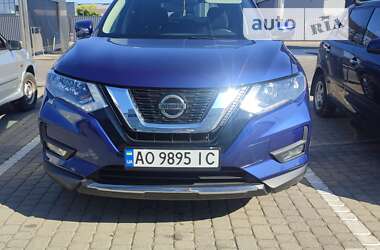 Позашляховик / Кросовер Nissan Rogue 2018 в 