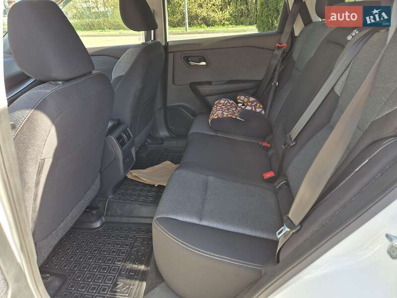 Позашляховик / Кросовер Nissan Rogue 2023 в Сумах