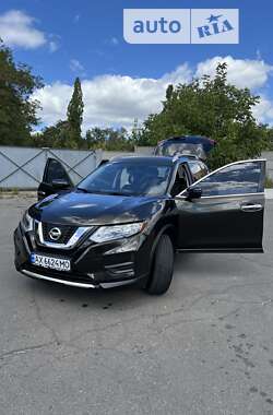 Позашляховик / Кросовер Nissan Rogue 2016 в Харкові