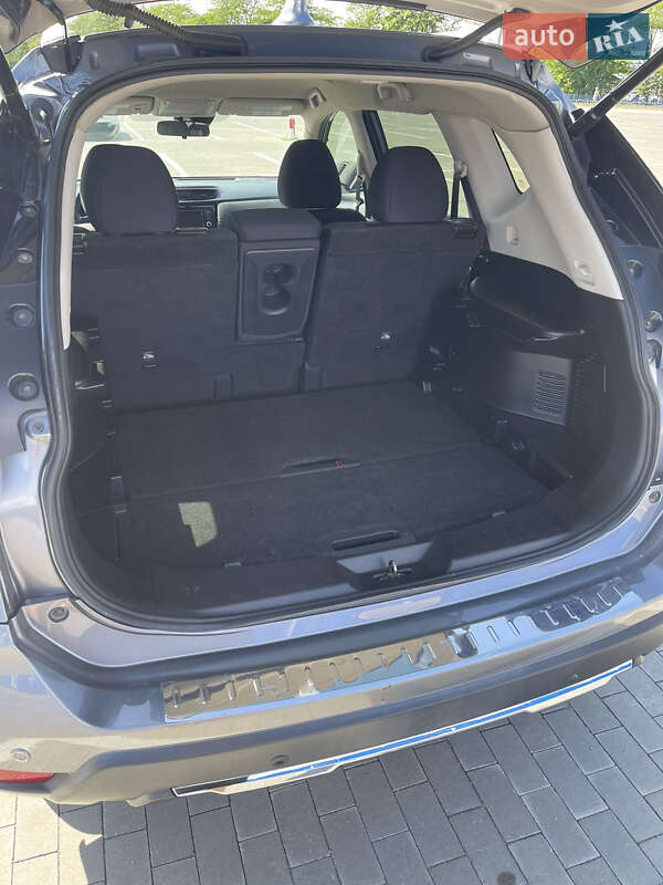 Позашляховик / Кросовер Nissan Rogue 2019 в Одесі