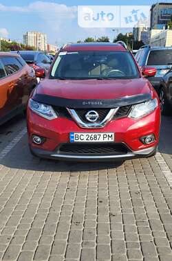 Позашляховик / Кросовер Nissan Rogue 2015 в Львові