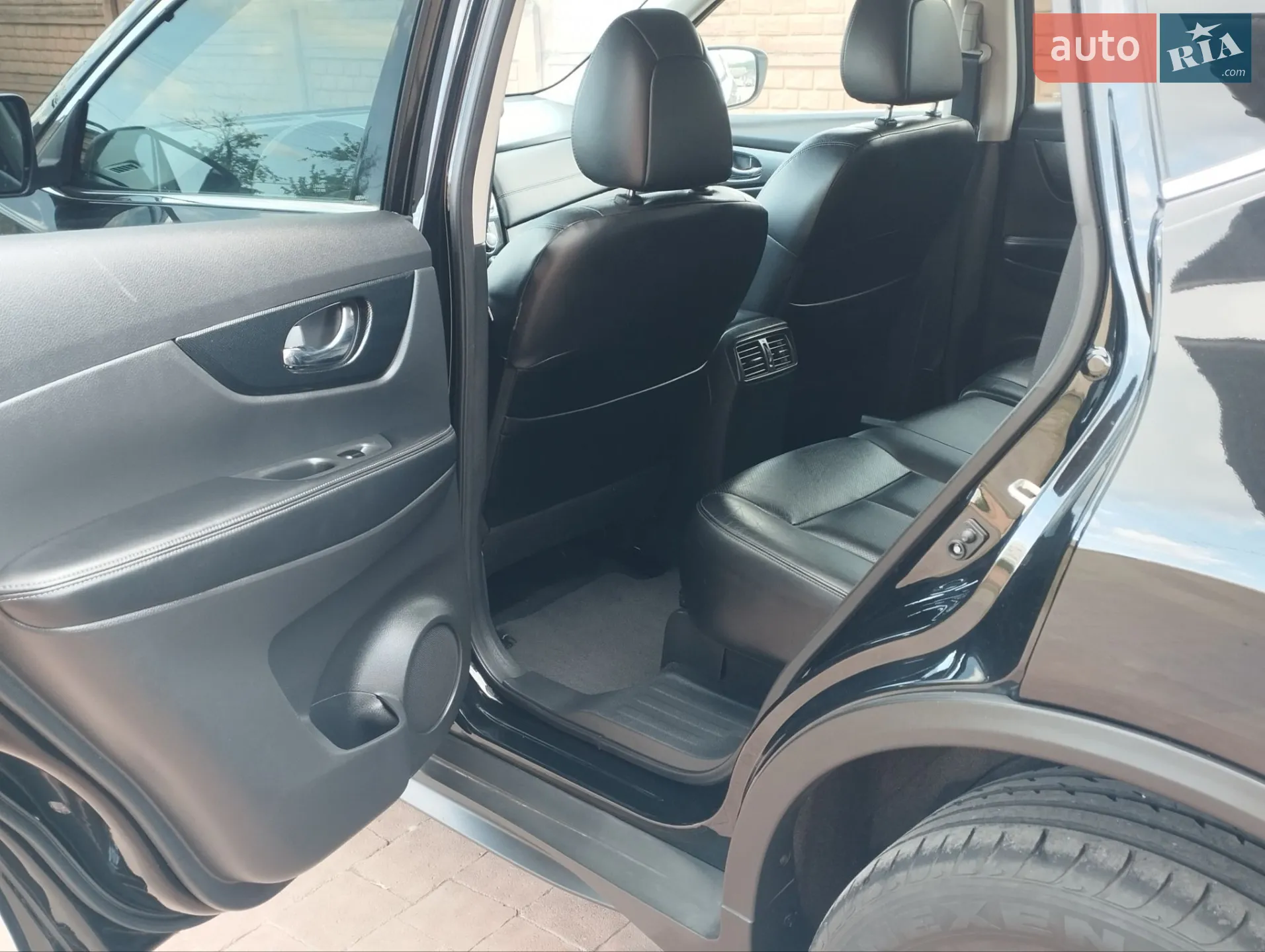 2019 Nissan Rogue - мініатюра 8