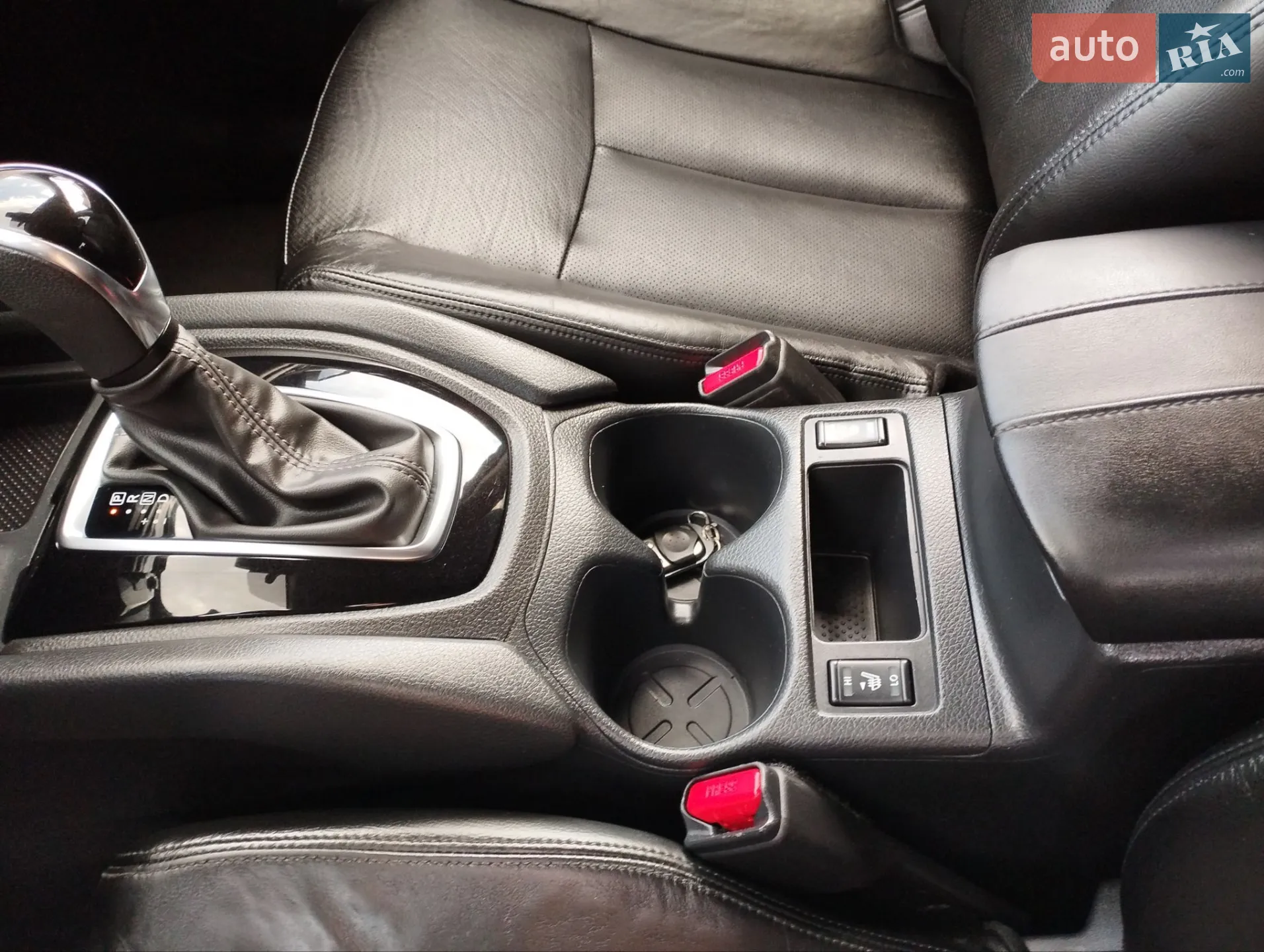 2019 Nissan Rogue - мініатюра 15