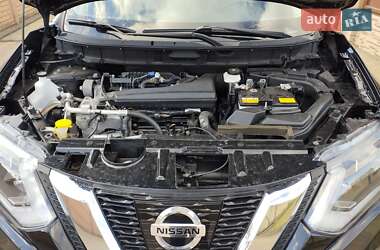 Внедорожник / Кроссовер Nissan Rogue 2019 в 