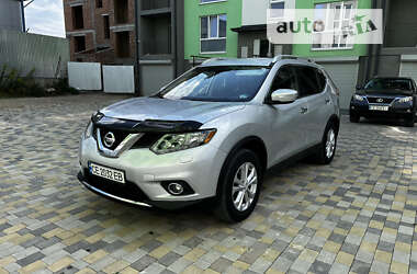 Внедорожник / Кроссовер Nissan Rogue 2015 в Черновцах