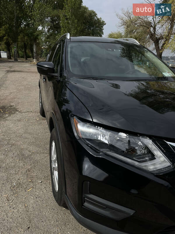 Позашляховик / Кросовер Nissan Rogue 2019 в Запоріжжі