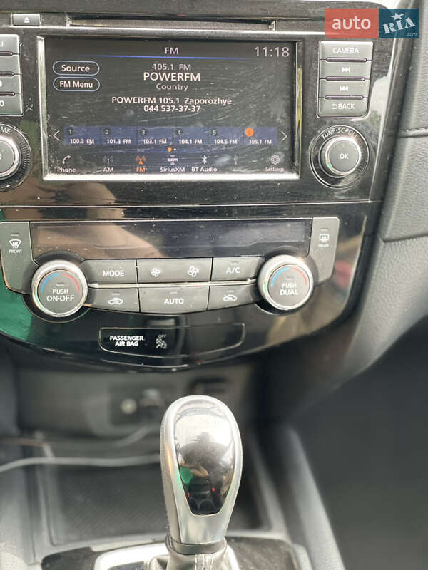 Позашляховик / Кросовер Nissan Rogue 2019 в Запоріжжі