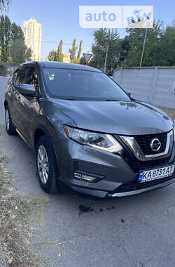 Внедорожник / Кроссовер Nissan Rogue 2016 в Киеве