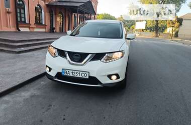 Позашляховик / Кросовер Nissan Rogue 2015 в Олександрії