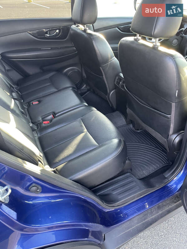 Внедорожник / Кроссовер Nissan Rogue 2018 в Киеве