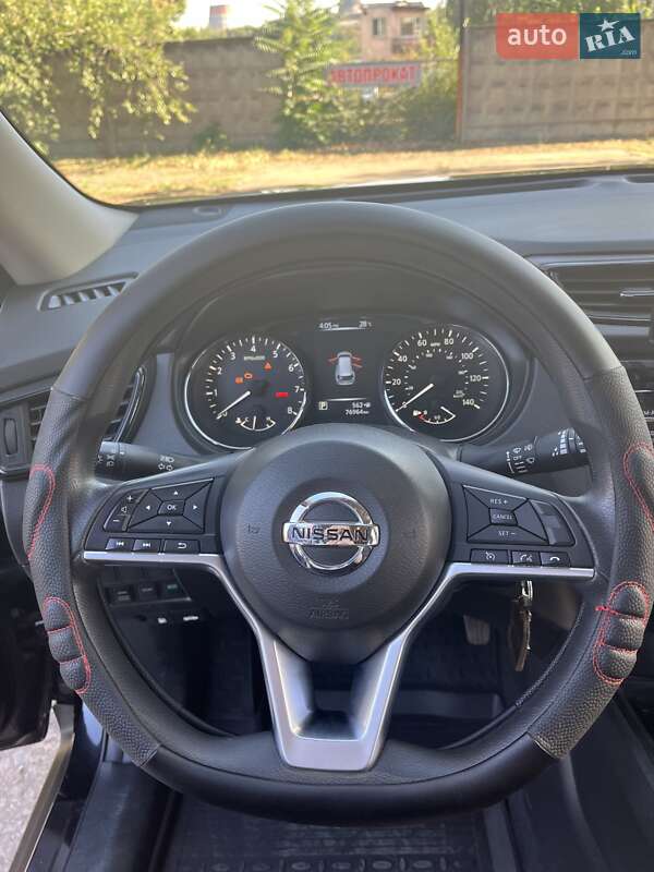 Позашляховик / Кросовер Nissan Rogue 2016 в Кривому Розі фото 19 Позашляховик / Кросовер Nissan Rogue 2016 в Кривому Розі