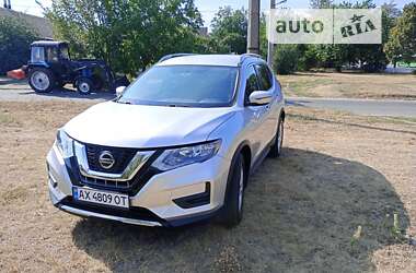 Позашляховик / Кросовер Nissan Rogue 2018 в Харкові