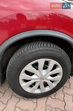 Внедорожник / Кроссовер Nissan Rogue 2016 в Дубно