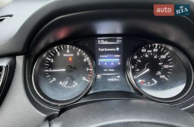 Внедорожник / Кроссовер Nissan Rogue 2016 в Дубно