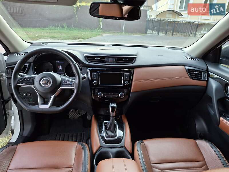 Позашляховик / Кросовер Nissan Rogue 2019 в Переяславі