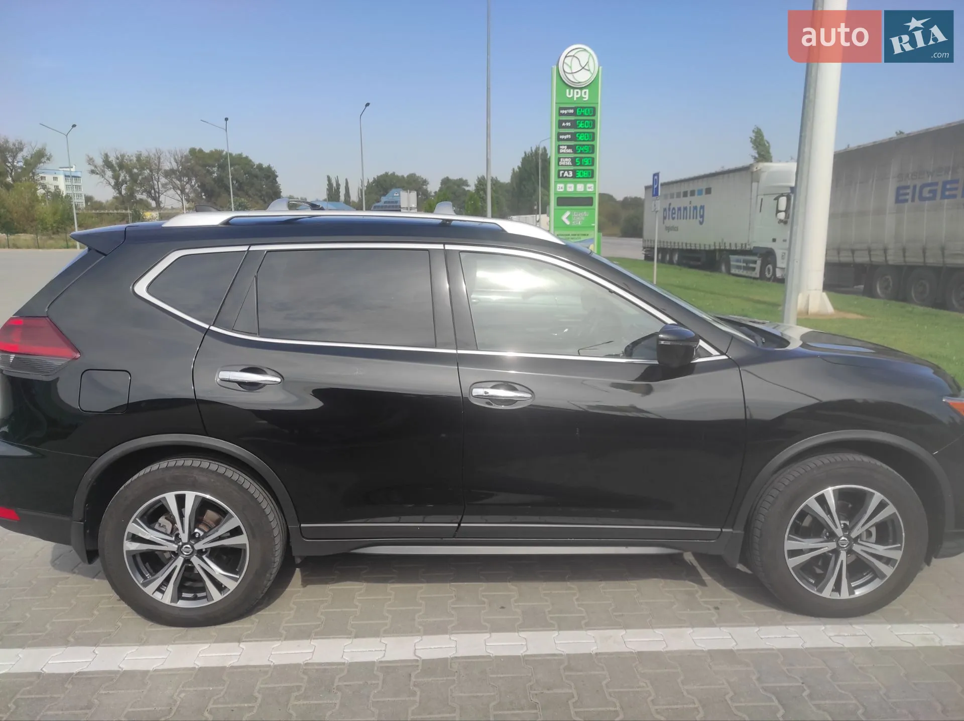 2018 Nissan Rogue - мініатюра 11