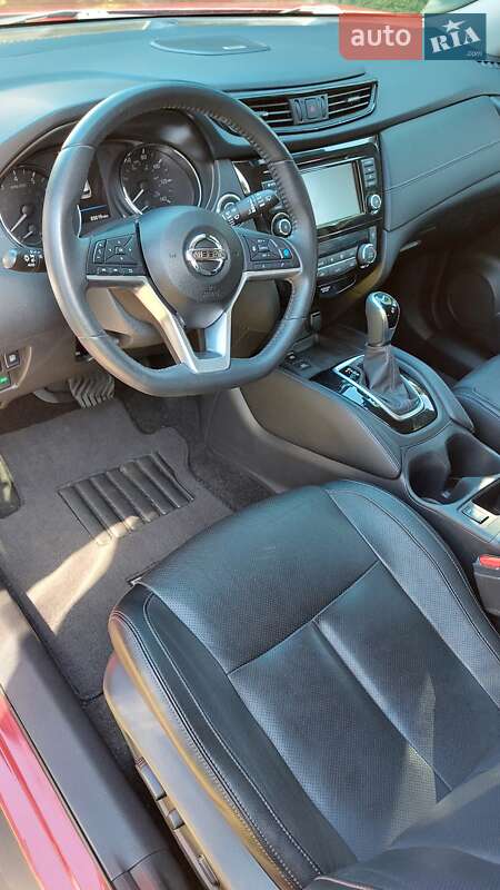 Внедорожник / Кроссовер Nissan Rogue 2018 в Киеве