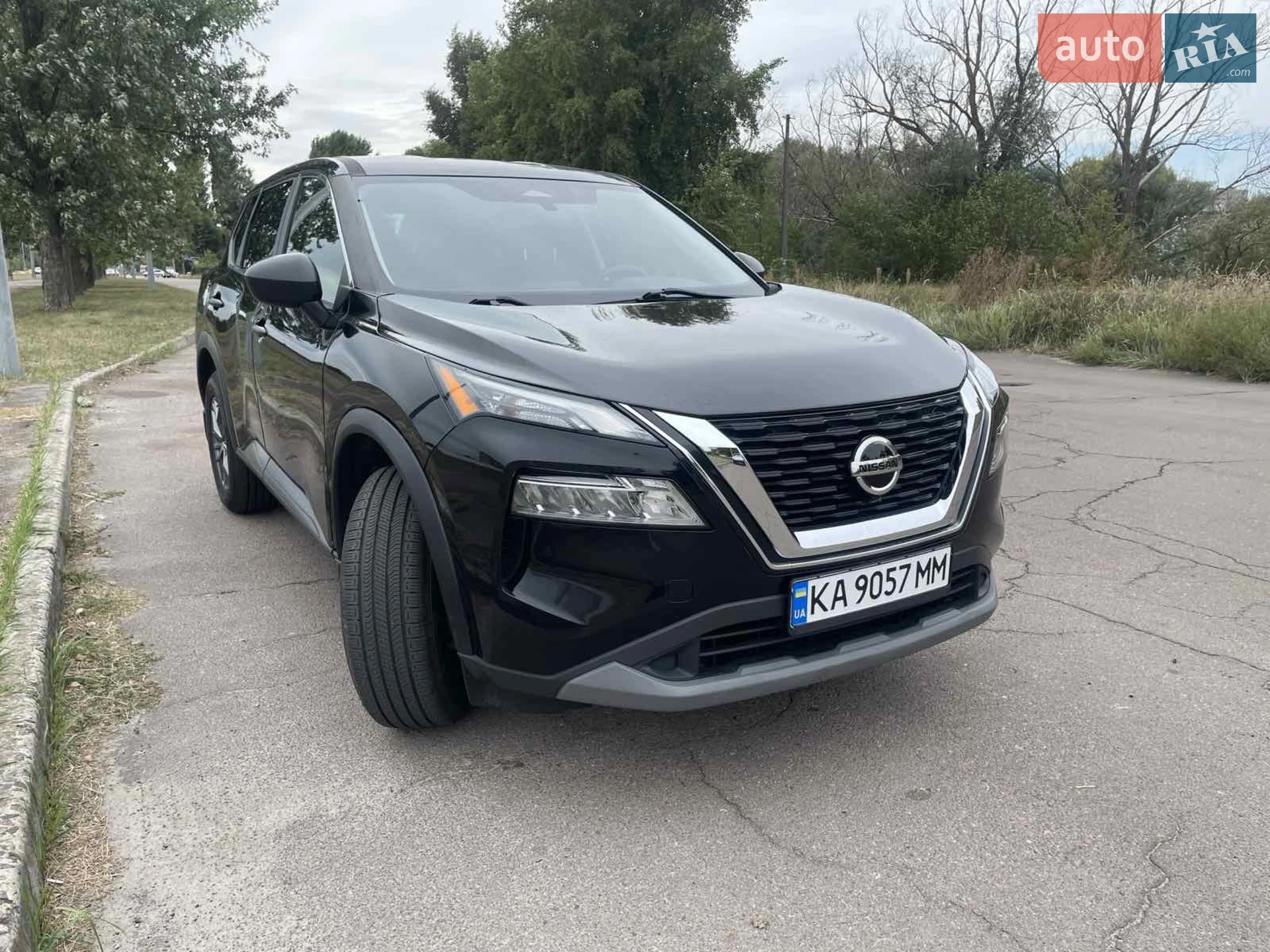 2020 Nissan Rogue - мініатюра 2