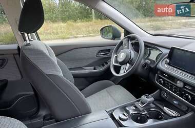 Внедорожник / Кроссовер Nissan Rogue 2020 в 