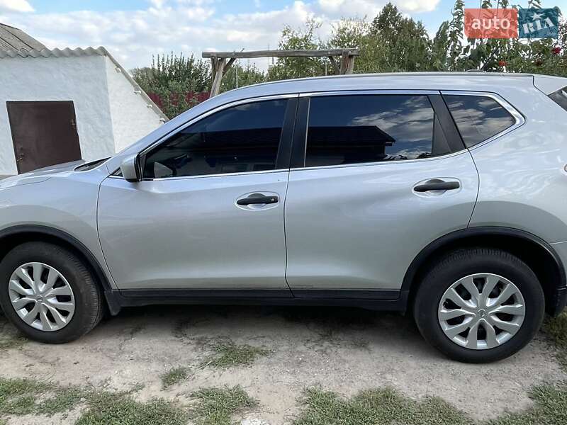 Позашляховик / Кросовер Nissan Rogue 2016 в Оратові