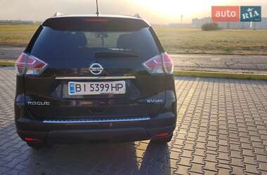 Внедорожник / Кроссовер Nissan Rogue 2015 в Полтаве