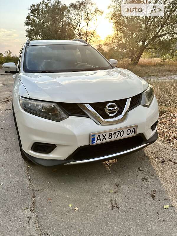 Внедорожник / Кроссовер Nissan Rogue 2014 в Краснограде