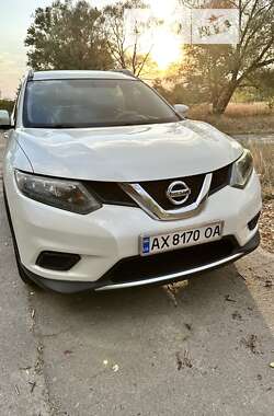 Внедорожник / Кроссовер Nissan Rogue 2014 в Краснограде