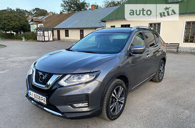 Внедорожник / Кроссовер Nissan Rogue 2017 в Белой Церкви