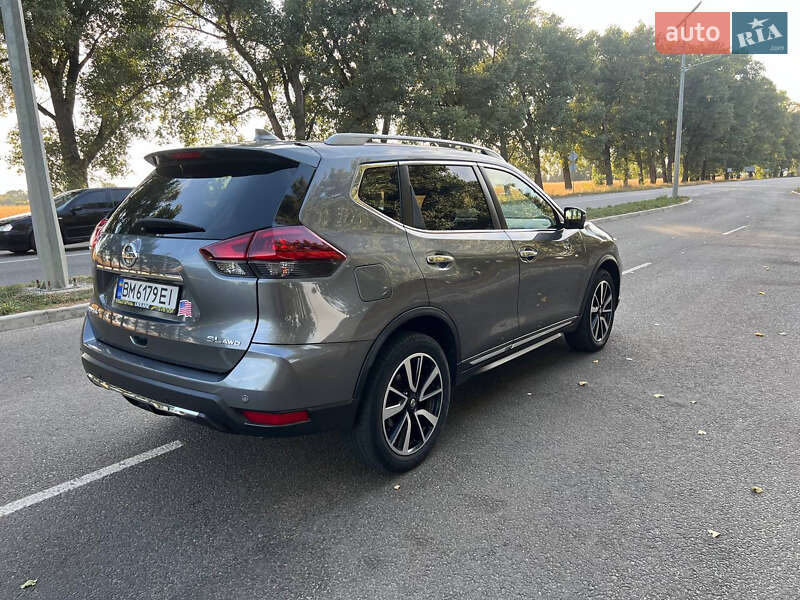 Внедорожник / Кроссовер Nissan Rogue 2019 в Ромнах