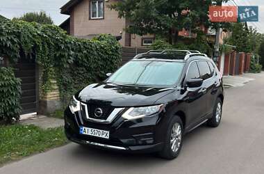 Внедорожник / Кроссовер Nissan Rogue 2019 в Киеве