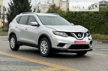 Позашляховик / Кросовер Nissan Rogue 2015 в Львові