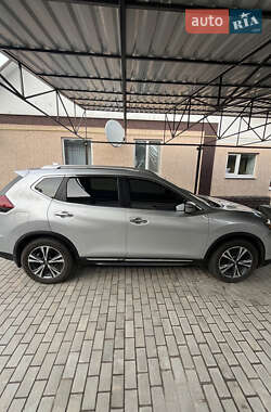 Внедорожник / Кроссовер Nissan Rogue 2018 в Ахтырке