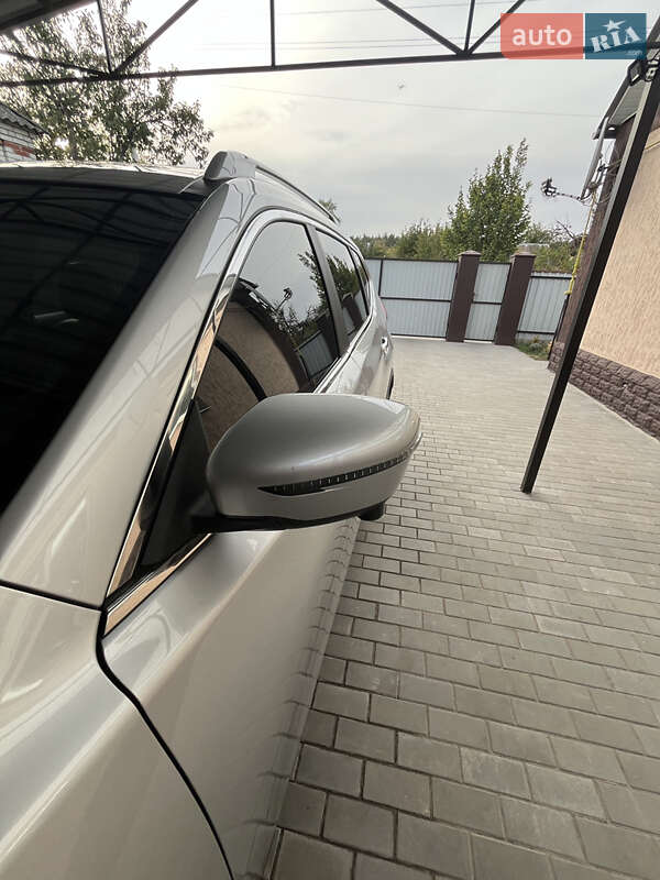 Позашляховик / Кросовер Nissan Rogue 2018 в Охтирці