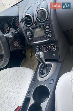 Внедорожник / Кроссовер Nissan Rogue 2012 в Ивано-Франковске