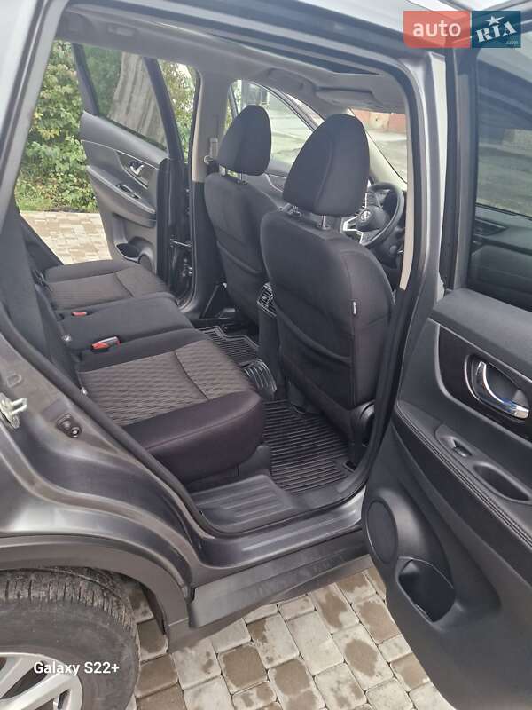 Позашляховик / Кросовер Nissan Rogue 2018 в Хмельницькому