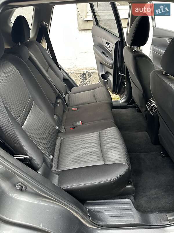 Позашляховик / Кросовер Nissan Rogue 2019 в Дніпрі